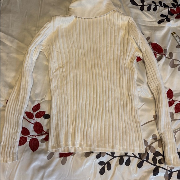 Women's Cream Turtleneck Sweater - Picture 1 of 5